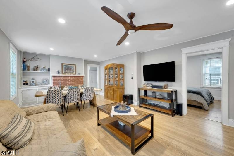 230 Sherman Ave, Roselle Park Boro, NJ 07204