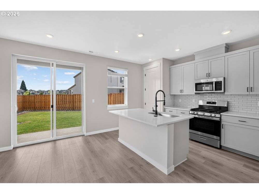 12775 SW DOUBLETOP DR, Beaverton, OR 97007