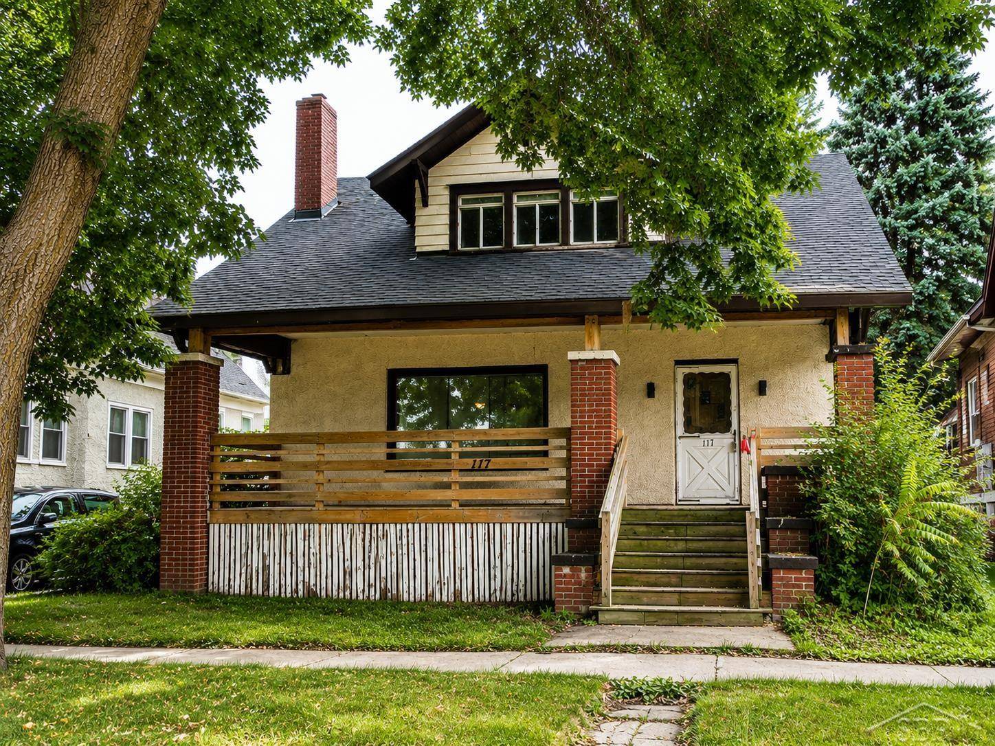 117 N VanBuren ST, Bay City, MI 48708