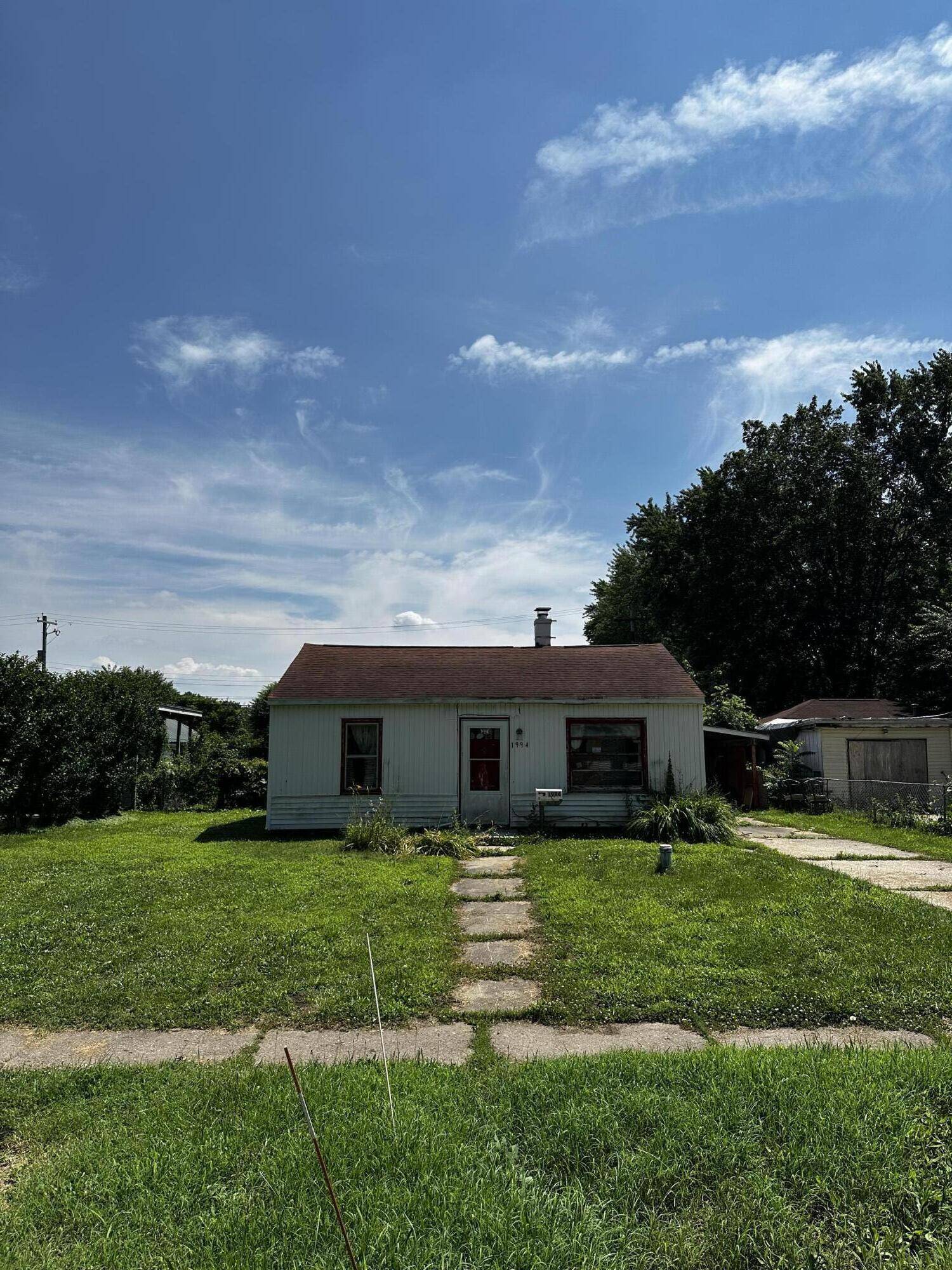 1994 Baldwin DR, Niles Twp, MI 49120