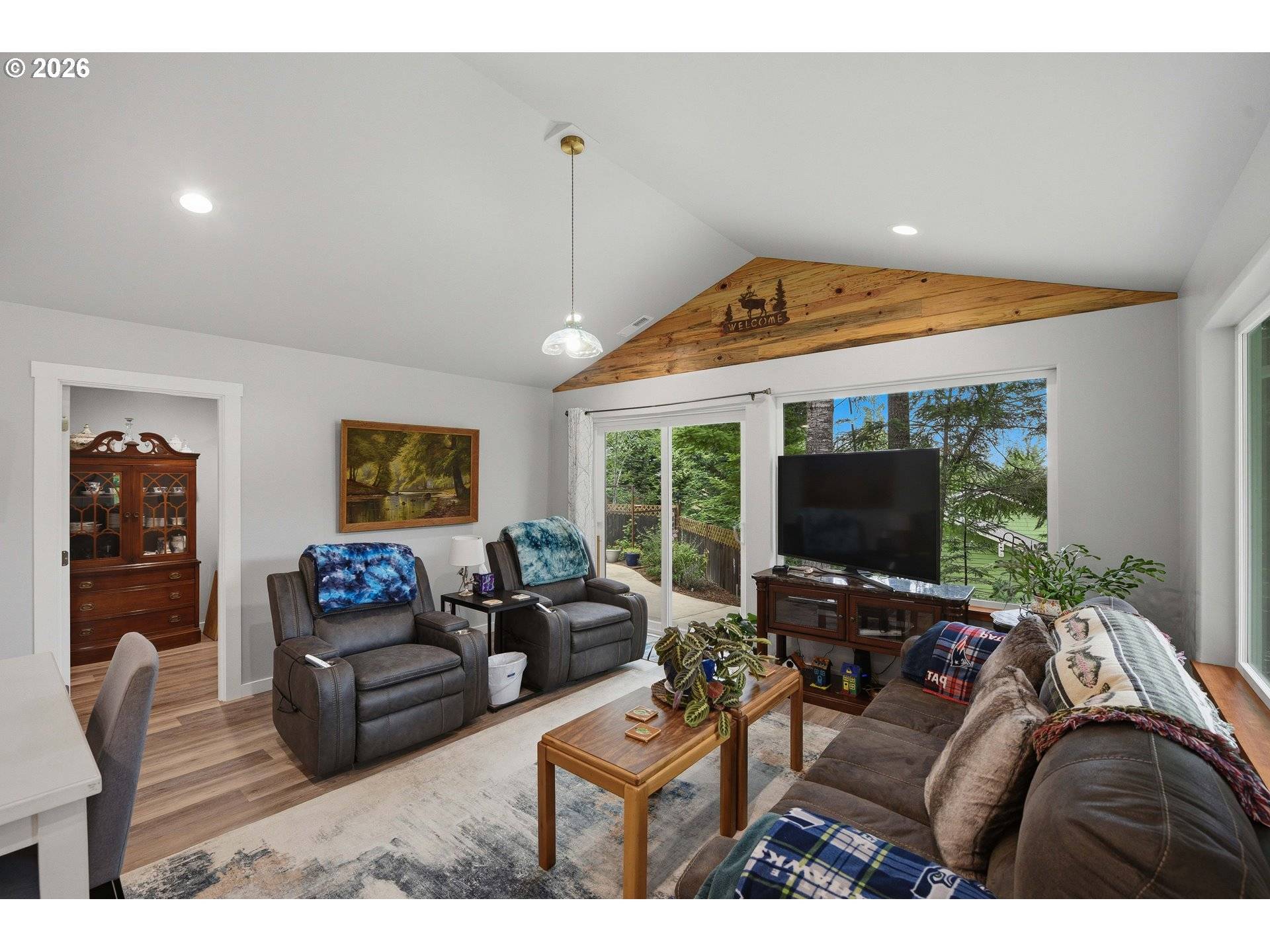 2256 TIMBERLINE DR, Coos Bay, OR 97420