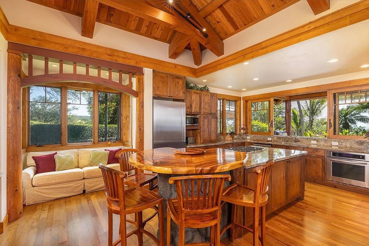 56-153 PUALANI RD, Hawi, HI 96719