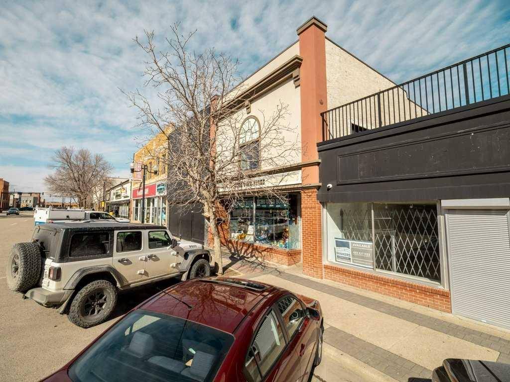 325 5 ST S, Lethbridge, AB T1J2B4