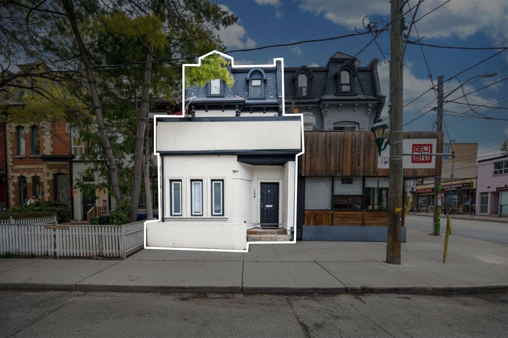 294 Gerrard ST E, Toronto C08, ON M5A 2G4