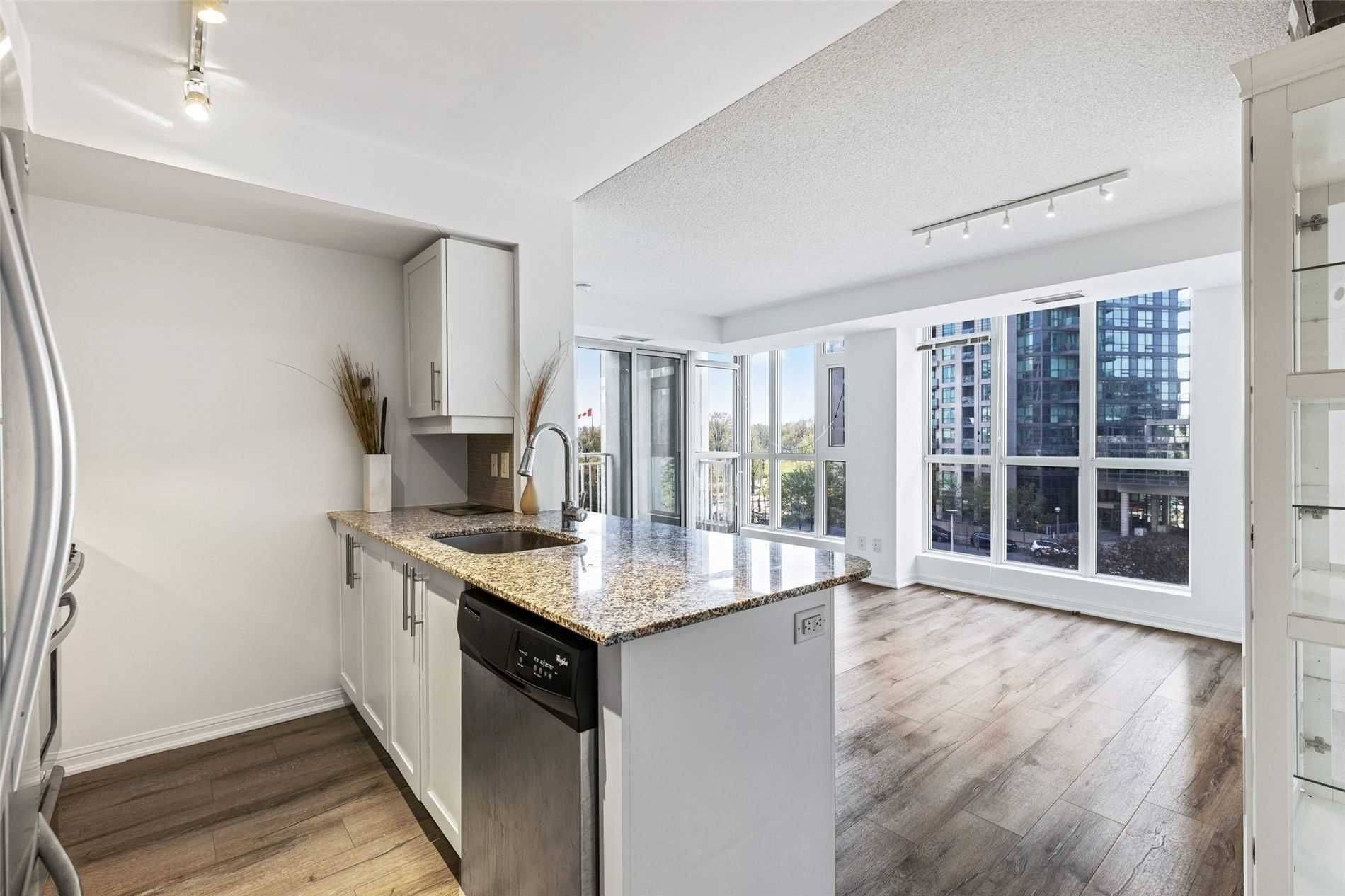 35 Bastion ST #609, Toronto C01, ON M5V 0C2