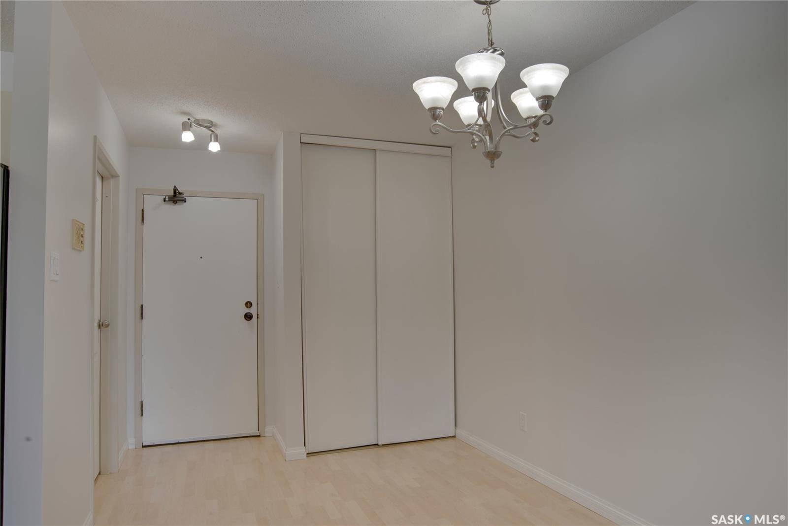730A Heritage LANE #206, Saskatoon, SK S7H 5M6