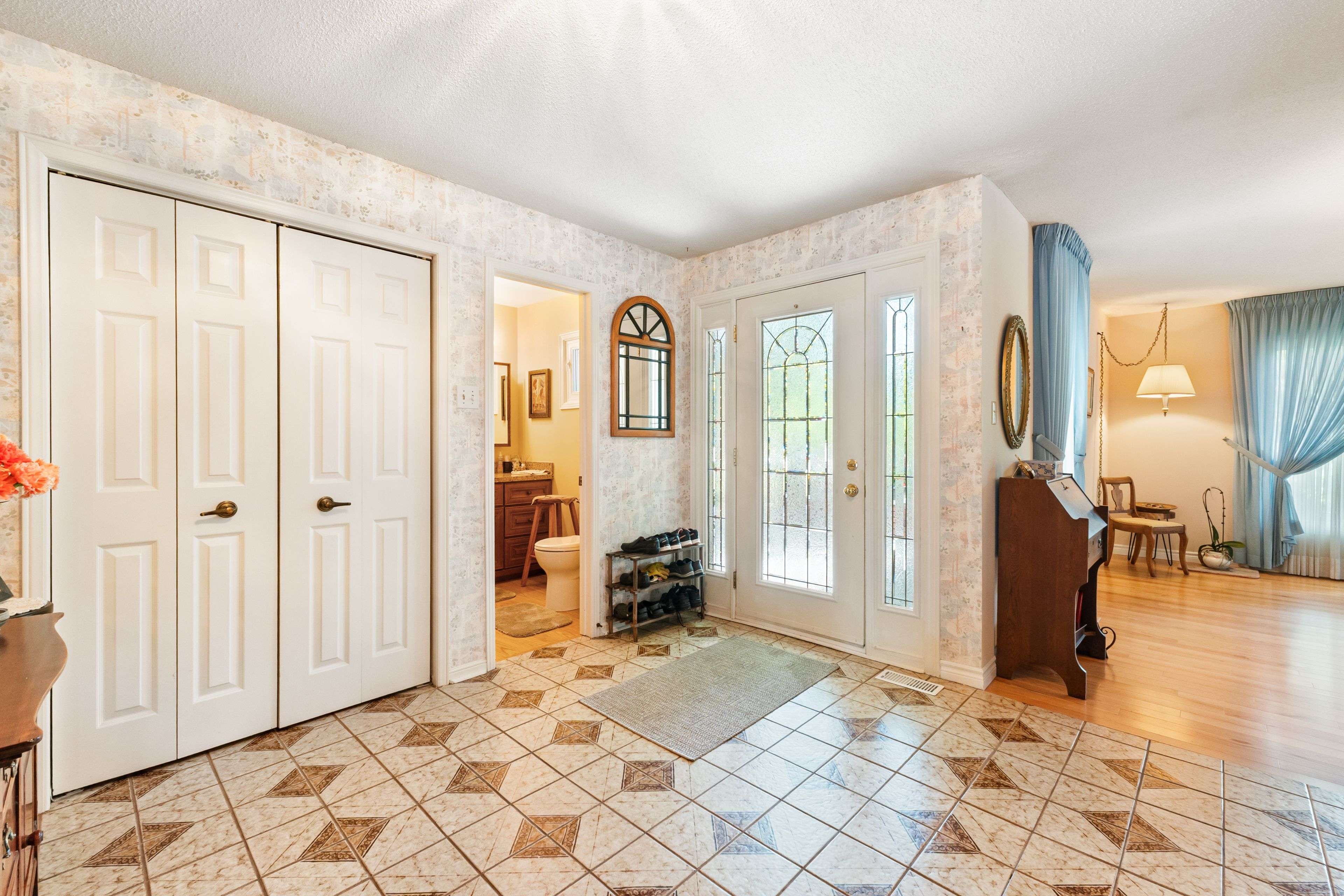22 Oldham CRES, Brampton, ON L6Z 1W3