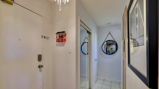 49 Queen ST E #501, Mississauga, ON L5G 4N6