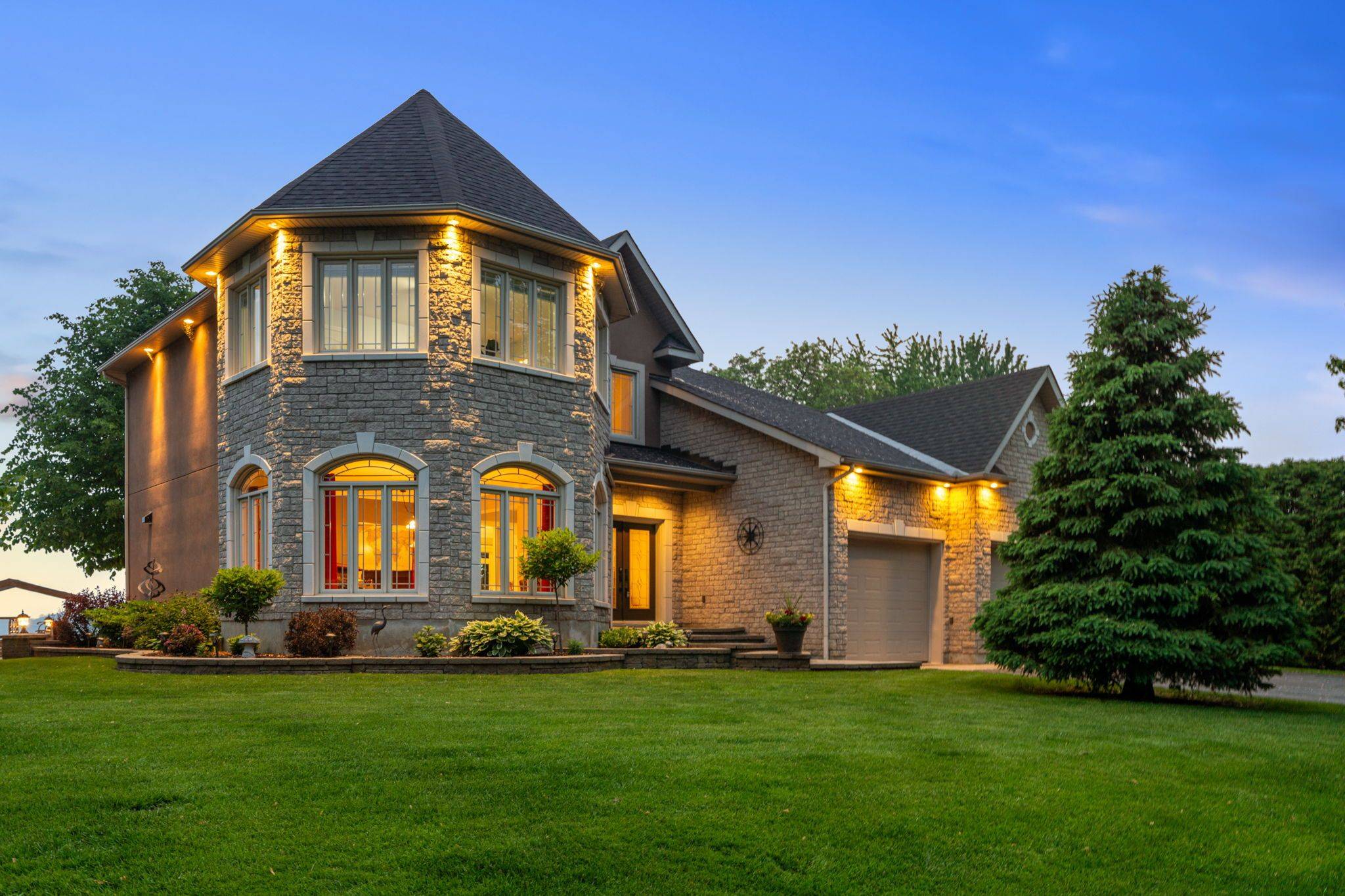 150 Voisine RD, Clarence-rockland, ON K4K 1A1