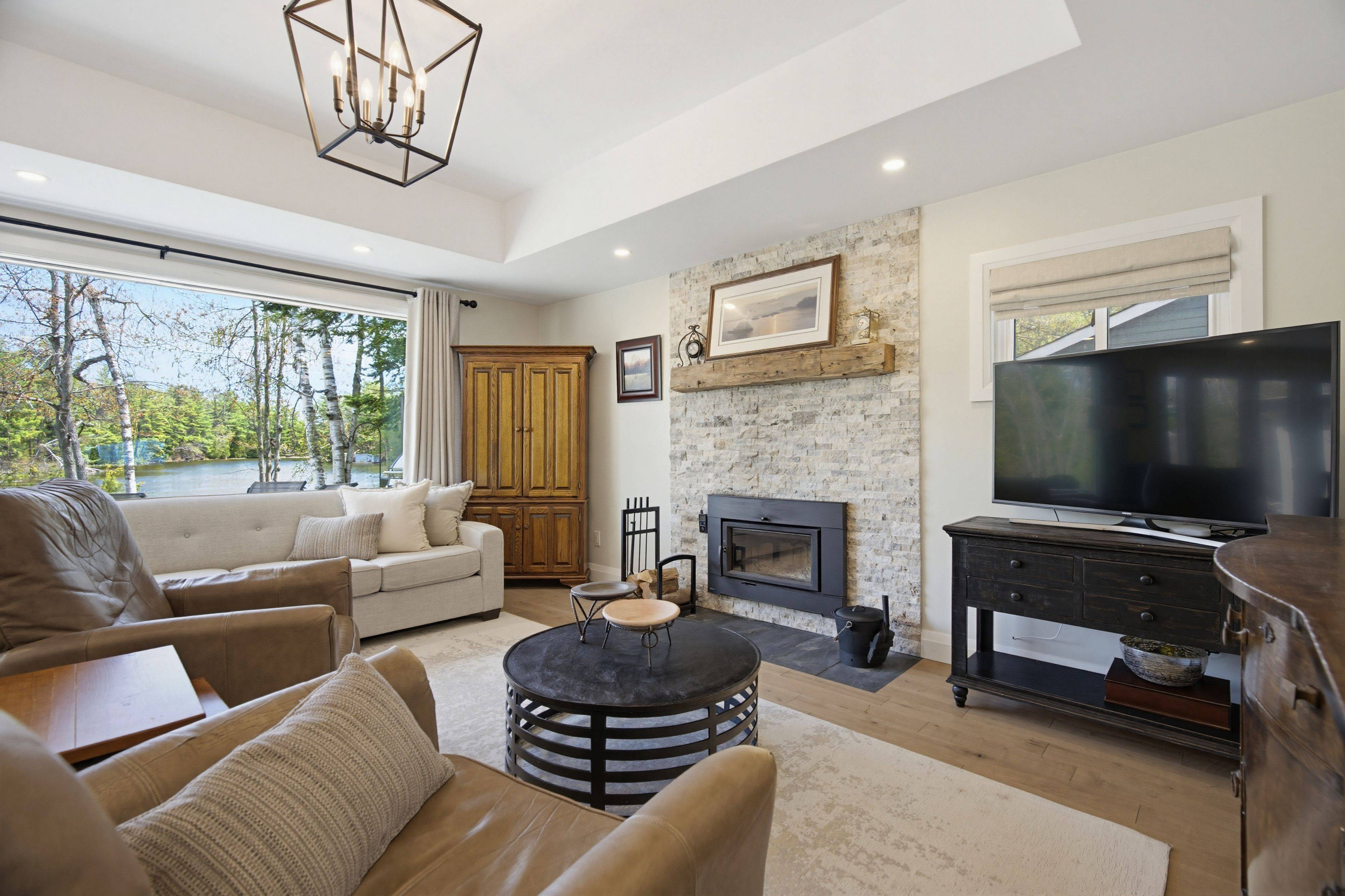 121 Stanley RD, Kawartha Lakes, ON K0M 2T0