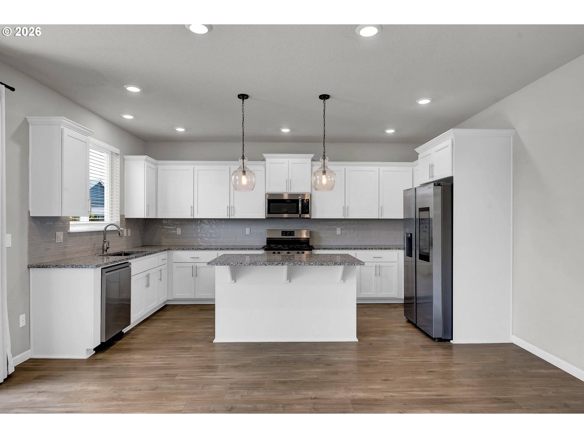 1456 FARMINGTON DR, Junction City, OR 97448