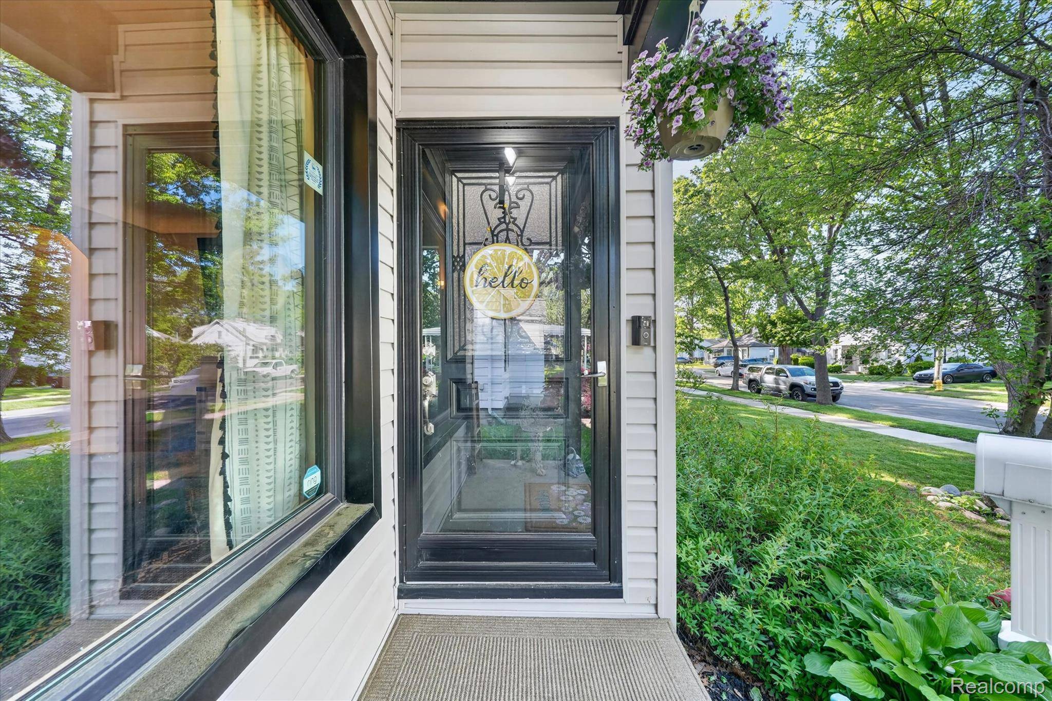 22729 Cleveland ST, Dearborn, MI 48124