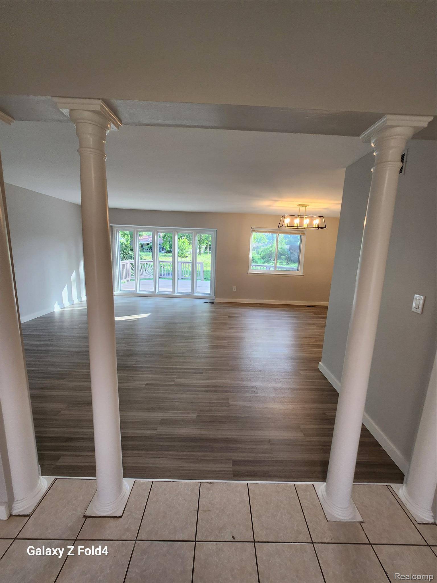 23450 Twining DR, Southfield, MI 48075