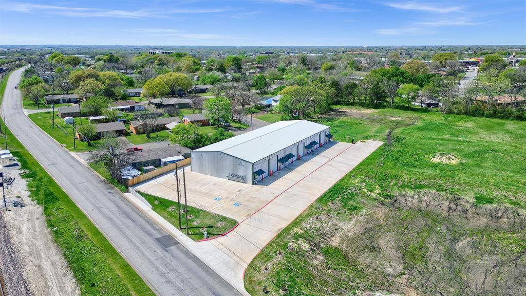 2410 N Frisco Road, Sherman, TX 75090
