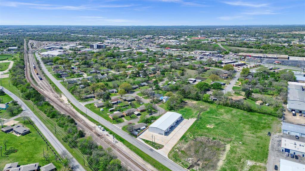 2410 N Frisco Road, Sherman, TX 75090