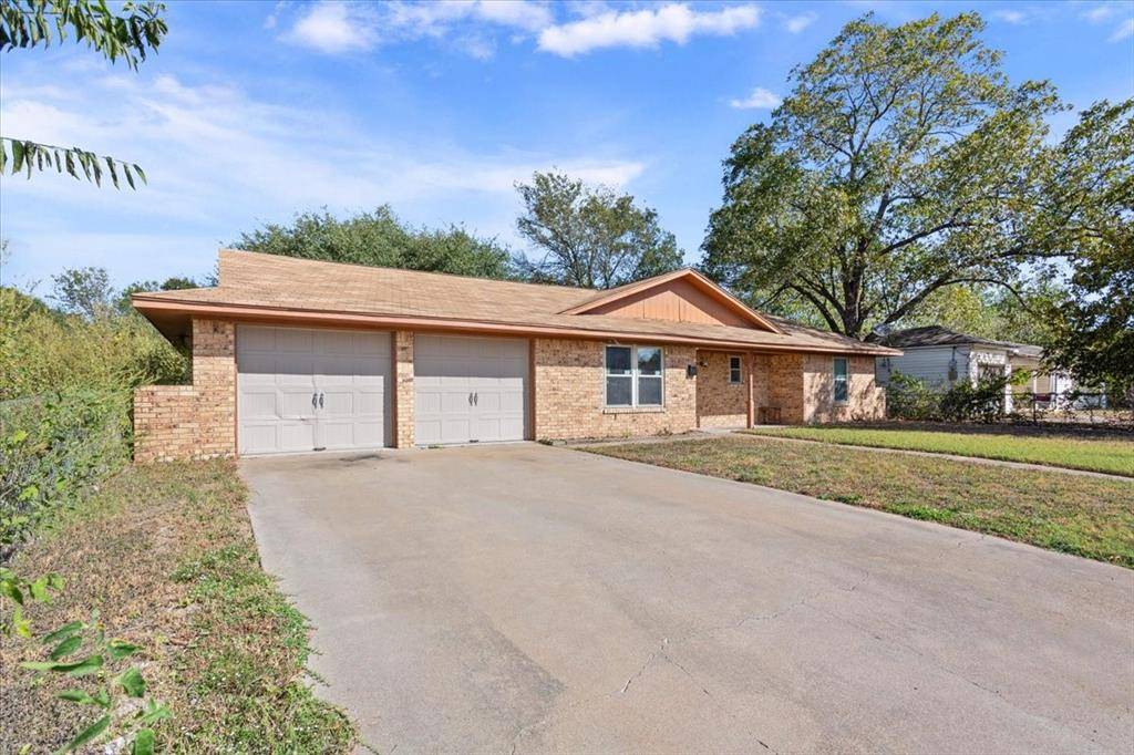 525 San Antonio Street, Marlin, TX 76661