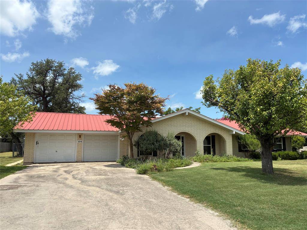 104 Skipcha Trail, Lampasas, TX 76550