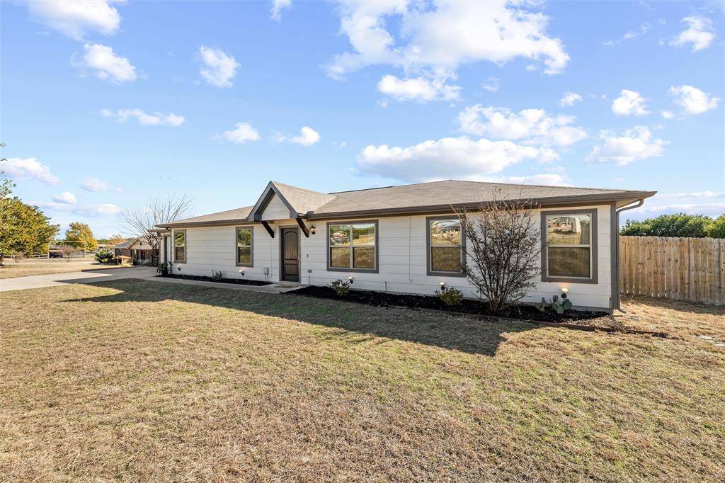 144 Emerald Drive, Weatherford, TX 76087