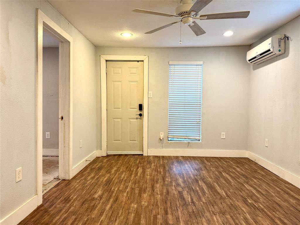 2222 Speight Avenue, Waco, TX 76706