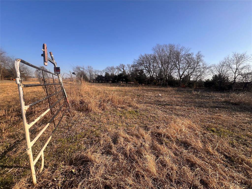 3915 FM 815, Trenton, TX 75490
