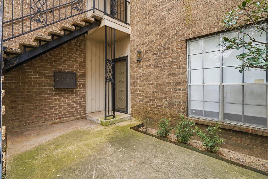 4442 Harlanwood Drive #116, Fort Worth, TX 76109