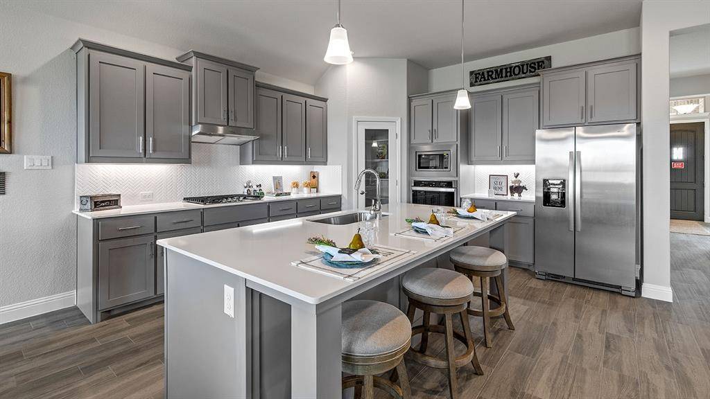 3293 PIER VIEW Street, Grand Prairie, TX 76065