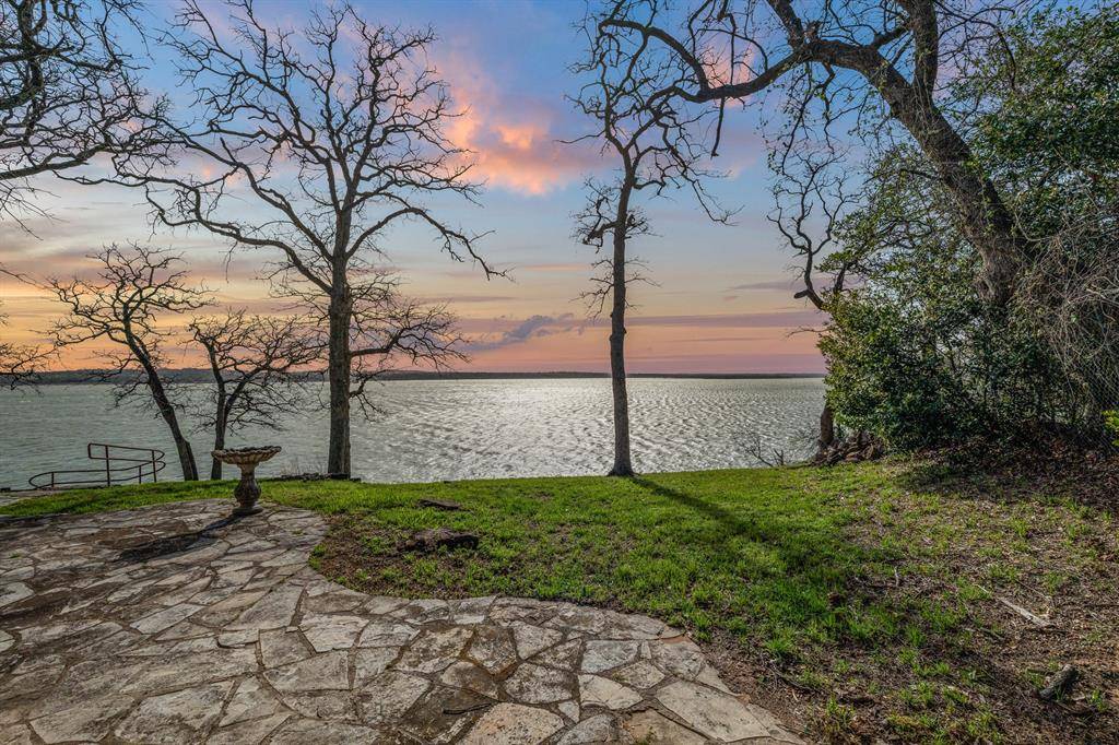 6401 Red Bud Drive, Flower Mound, TX 75022