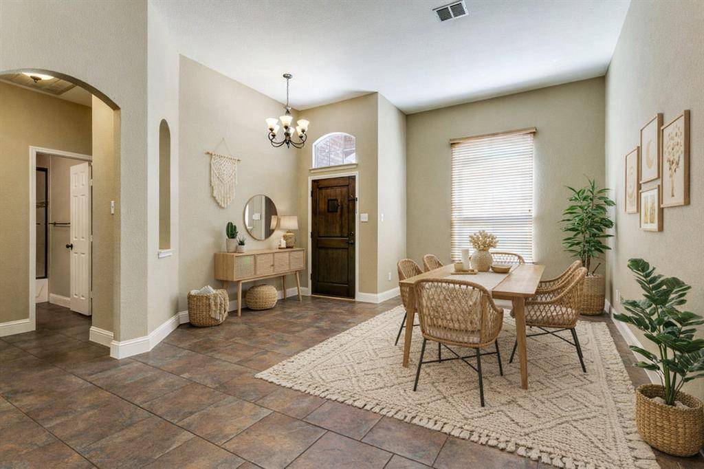 2609 Valencia Lane, Denton, TX 76210