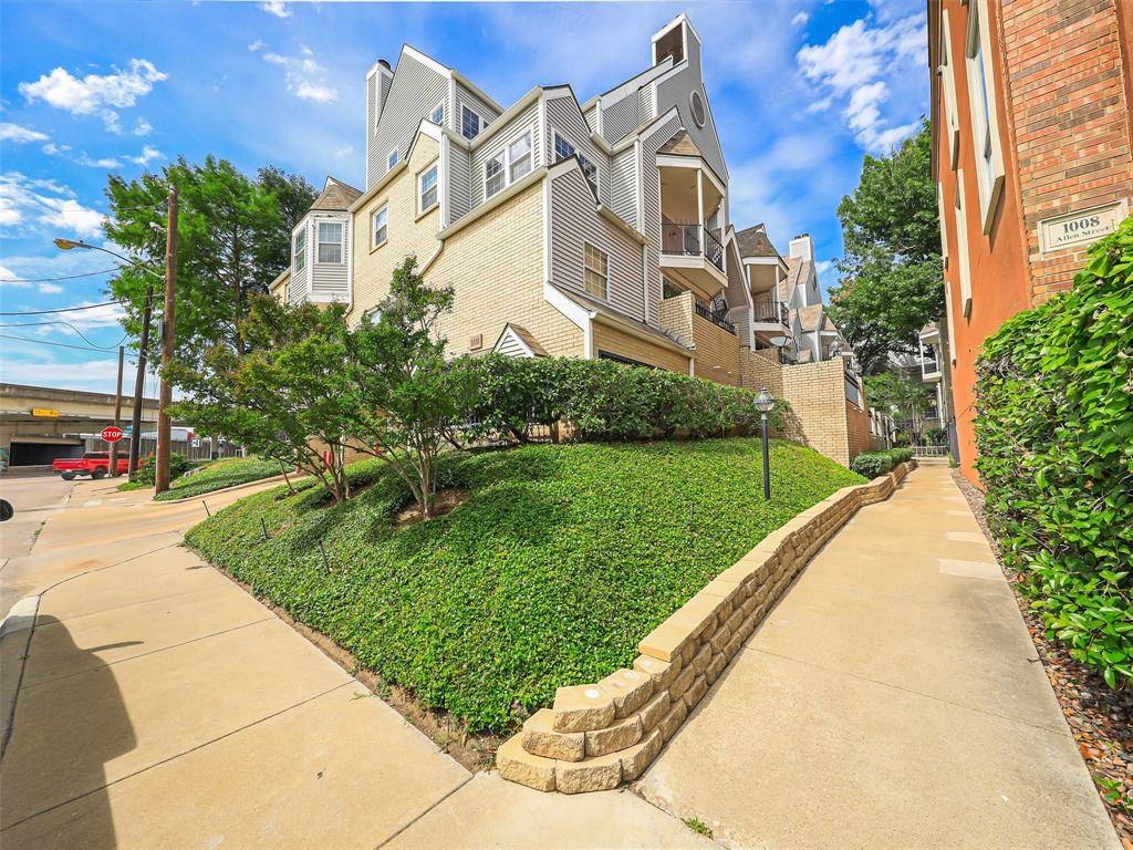 1010 Allen Street #214, Dallas, TX 75204