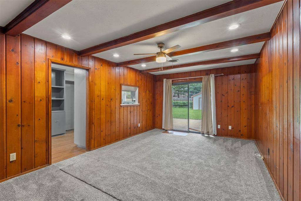 1021 Blue Lake, Fort Worth, TX 76103