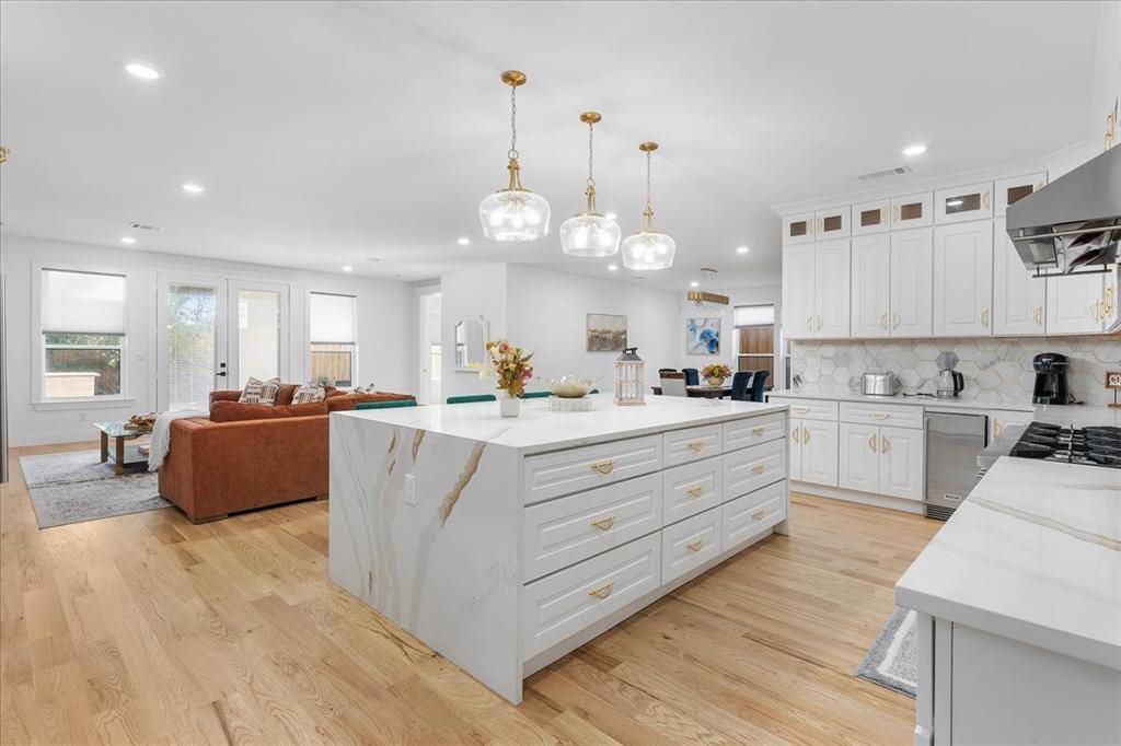 4726 Hopkins Avenue, Dallas, TX 75209