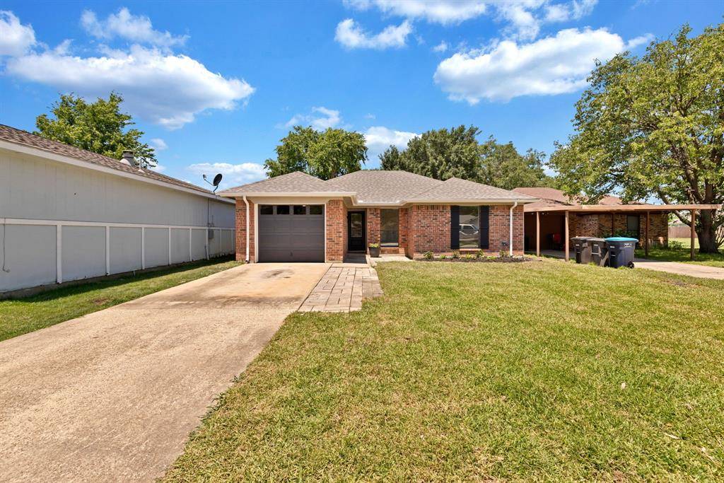11320 Golden Triangle Circle, Fort Worth, TX 76244
