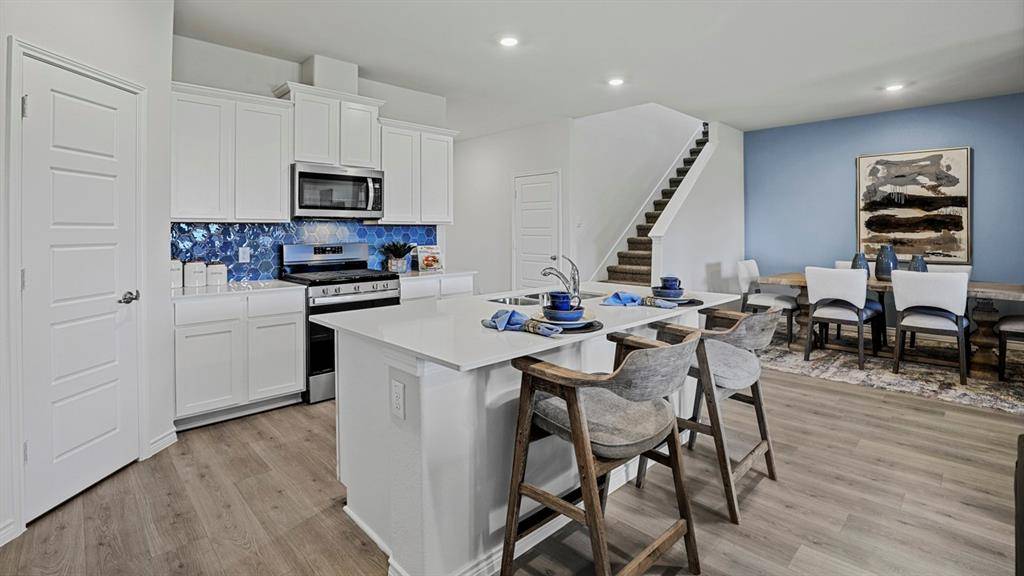 7085 Bison Creek Lane, Garland, TX 75043