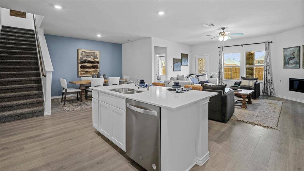 7085 Bison Creek Lane, Garland, TX 75043