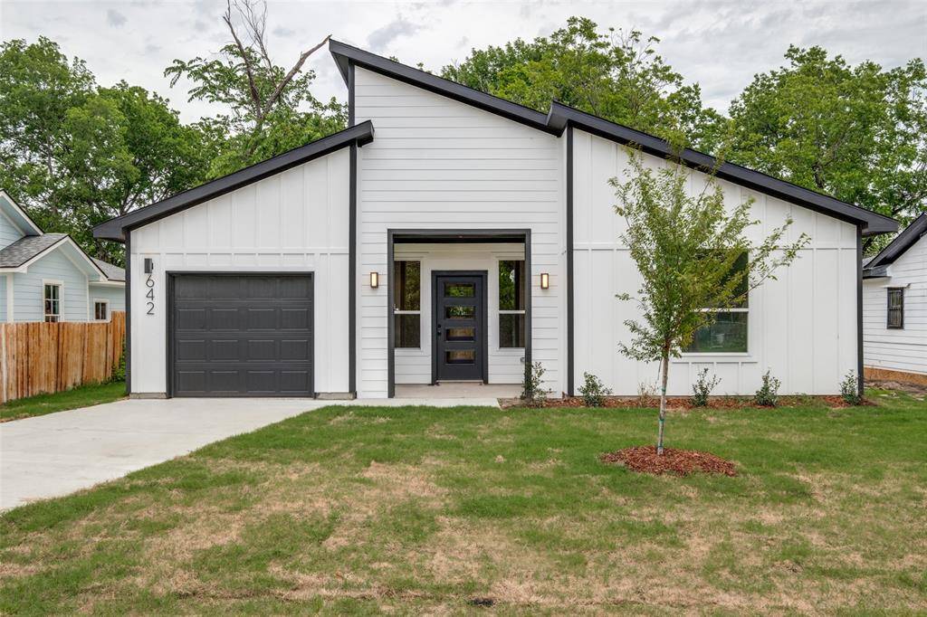 642 Bethpage Avenue, Dallas, TX 75217