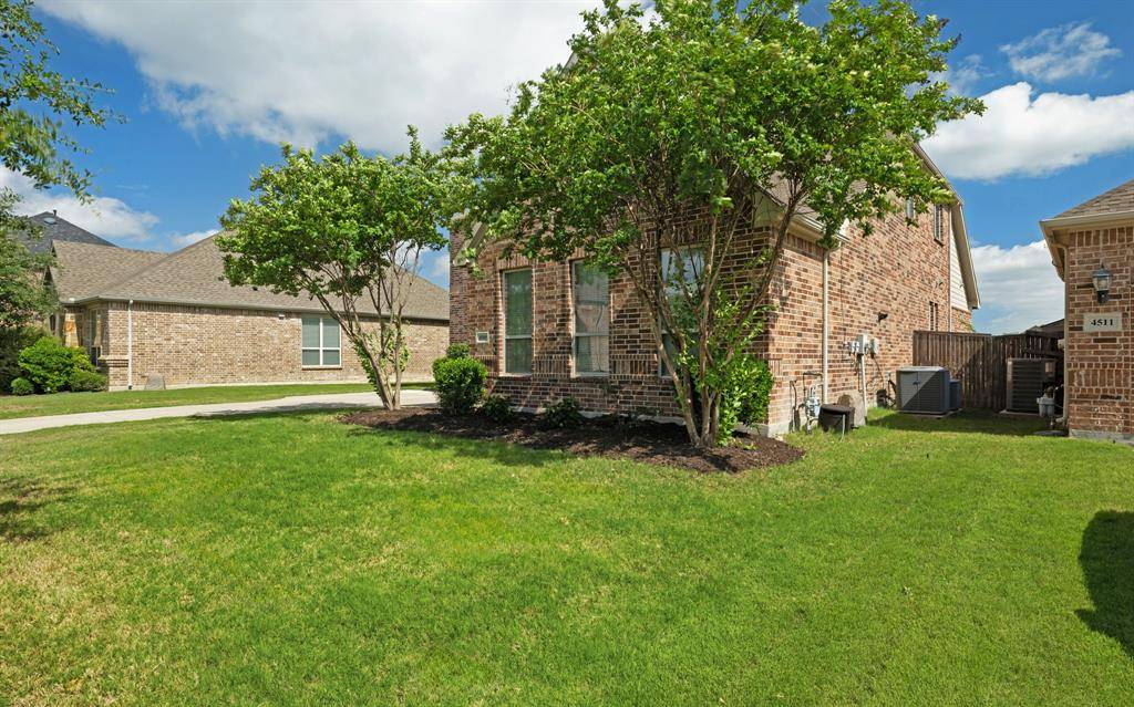 4509 Plumeria Drive, Mansfield, TX 76063