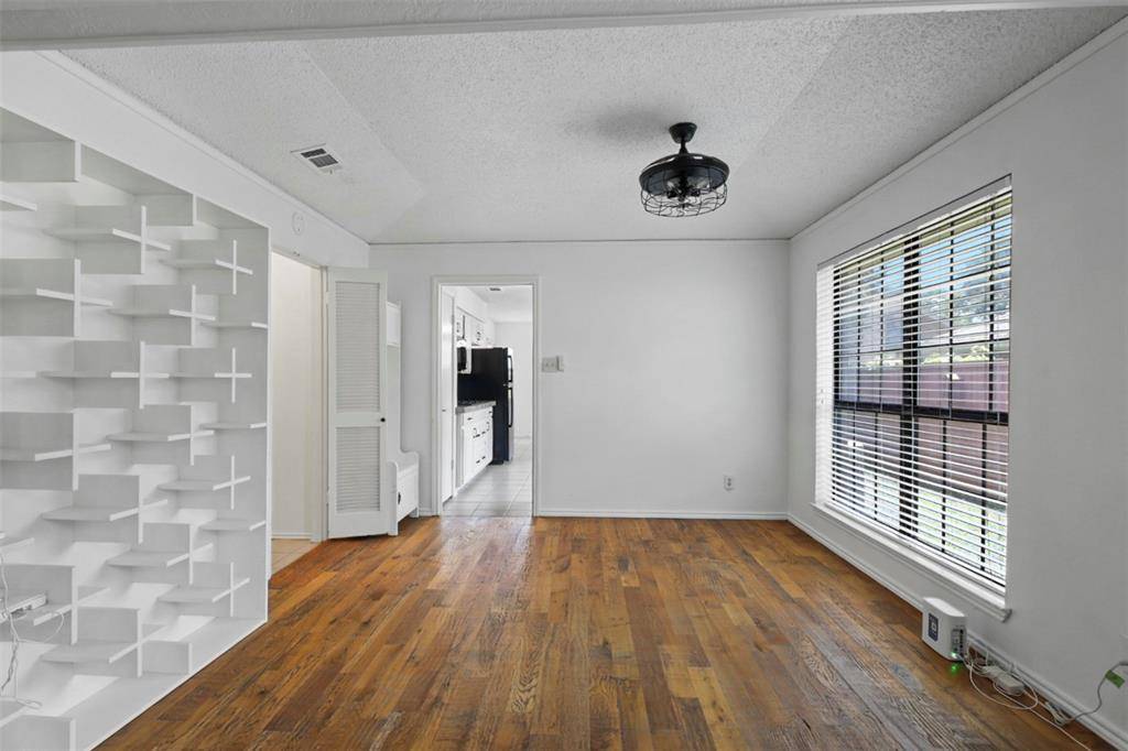 3924 Morman Lane, Addison, TX 75001