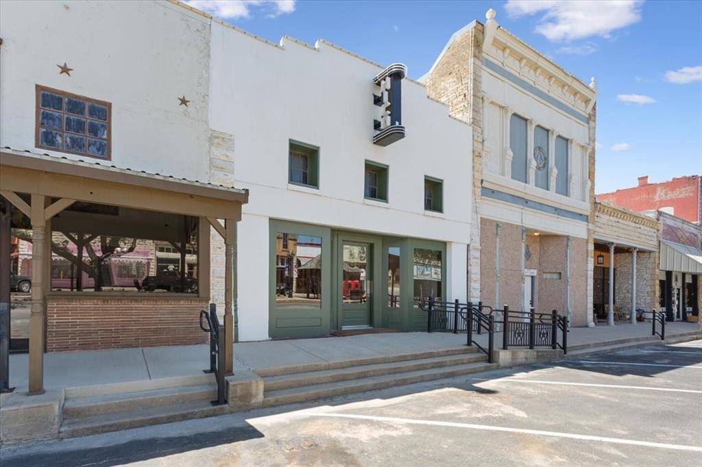 125 N Pecan Street, Hico, TX 76457
