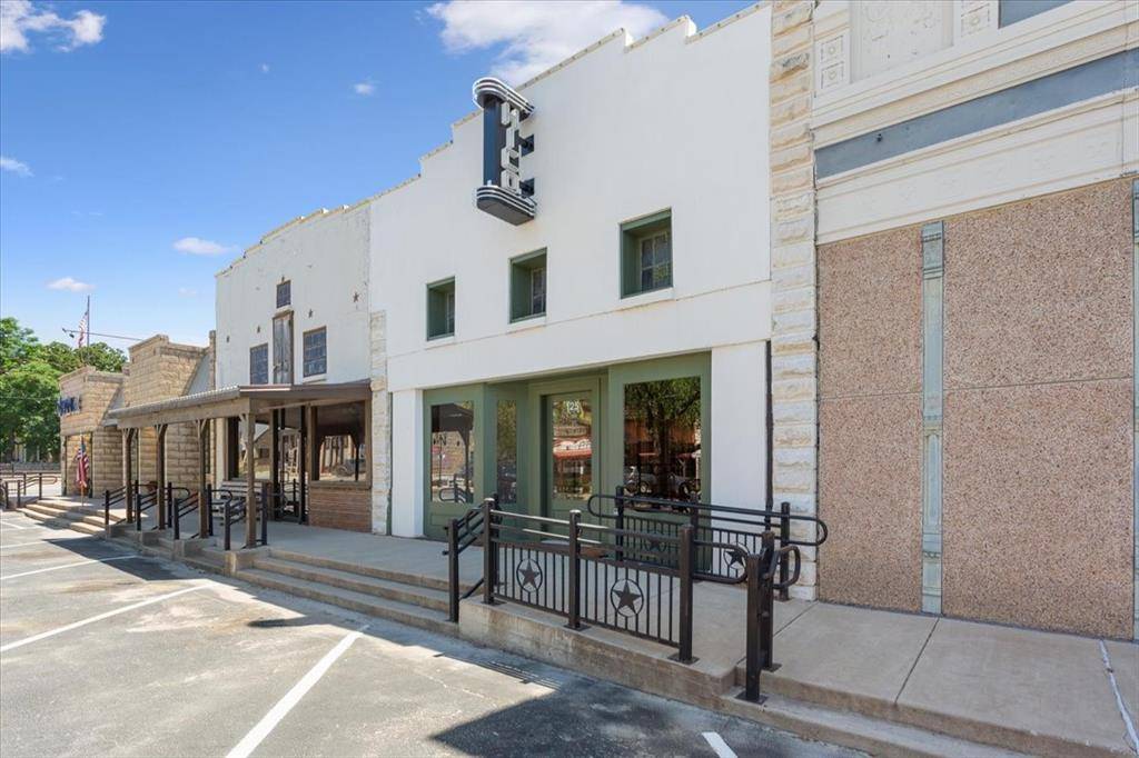 125 N Pecan Street, Hico, TX 76457