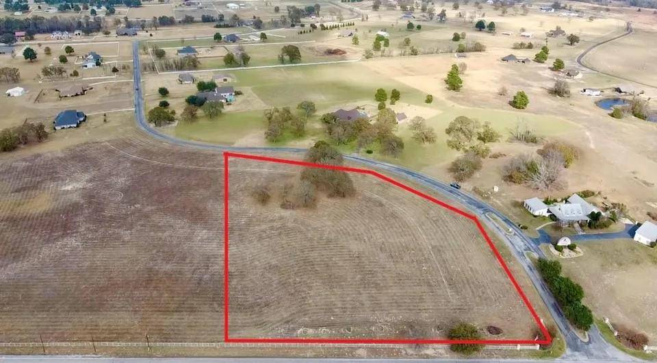 15511 Stallion Lake Boulevard, Lindale, TX 75771