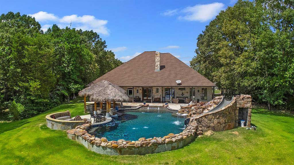 12075 ST HWY 31, Brownsboro, TX 75756