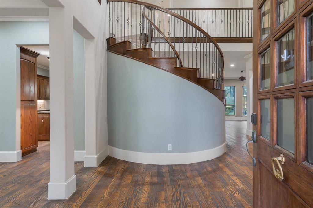 109 Meadowlands Drive, Denton, TX 76210