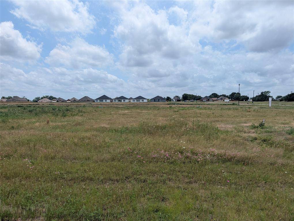 1050 Autumn Trail, Mabank, TX 75147