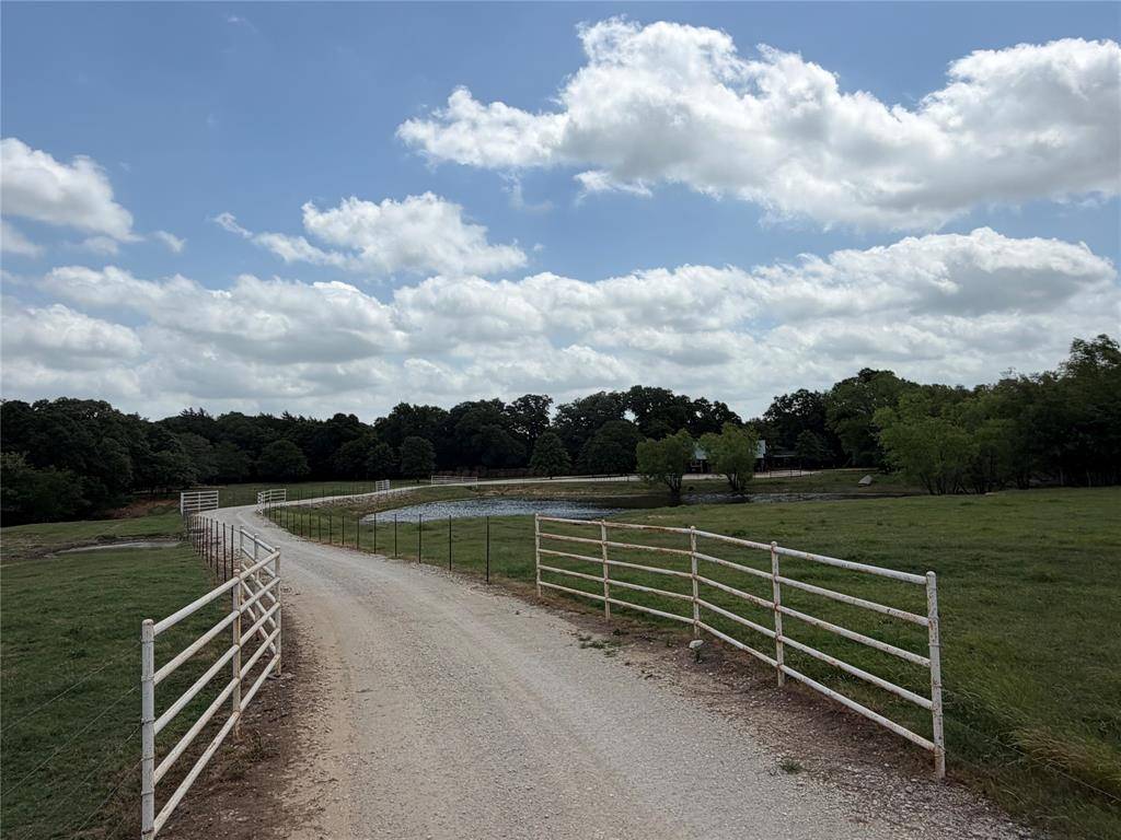 4709 Fm 2383, Whitesboro, TX 76273