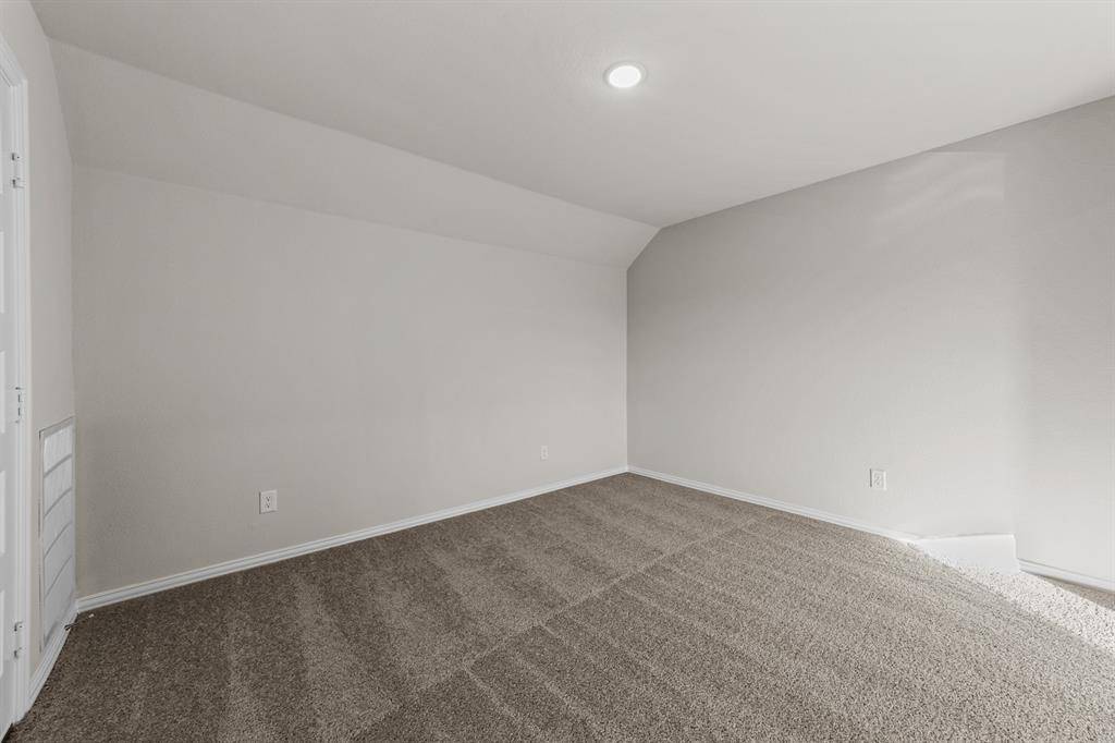 615 Forest Haven Drive, Van Alstyne, TX 75495