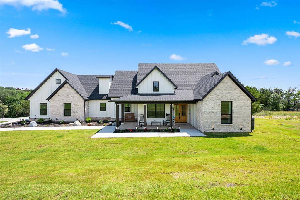 5675 Compass Way, Bluff Dale, TX 76433