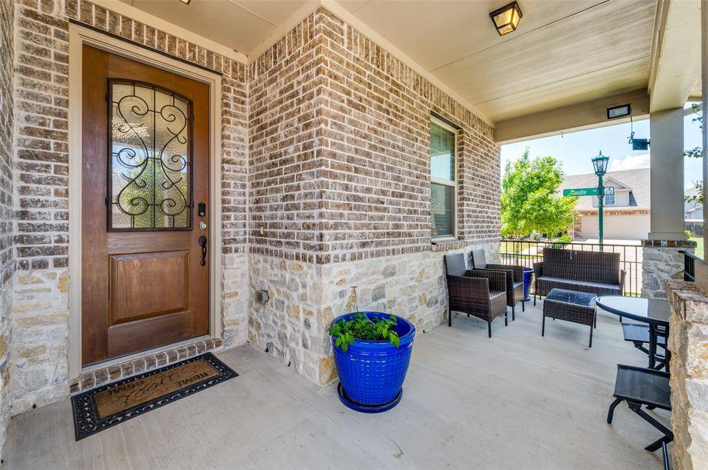 704 Louisville Road, Aubrey, TX 76227