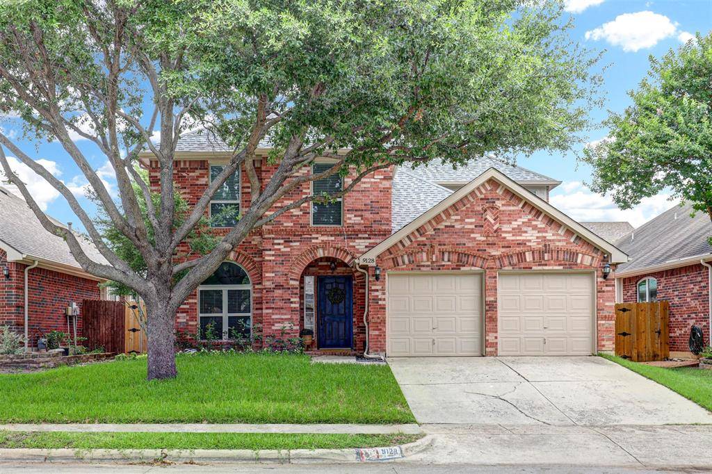 9128 Chardin Park Drive, Fort Worth, TX 76244