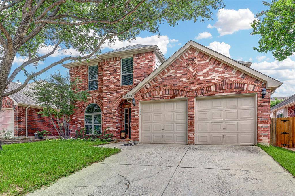 9128 Chardin Park Drive, Fort Worth, TX 76244