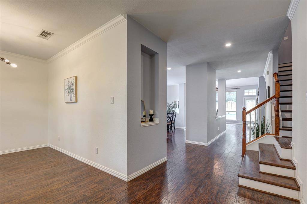 9128 Chardin Park Drive, Fort Worth, TX 76244